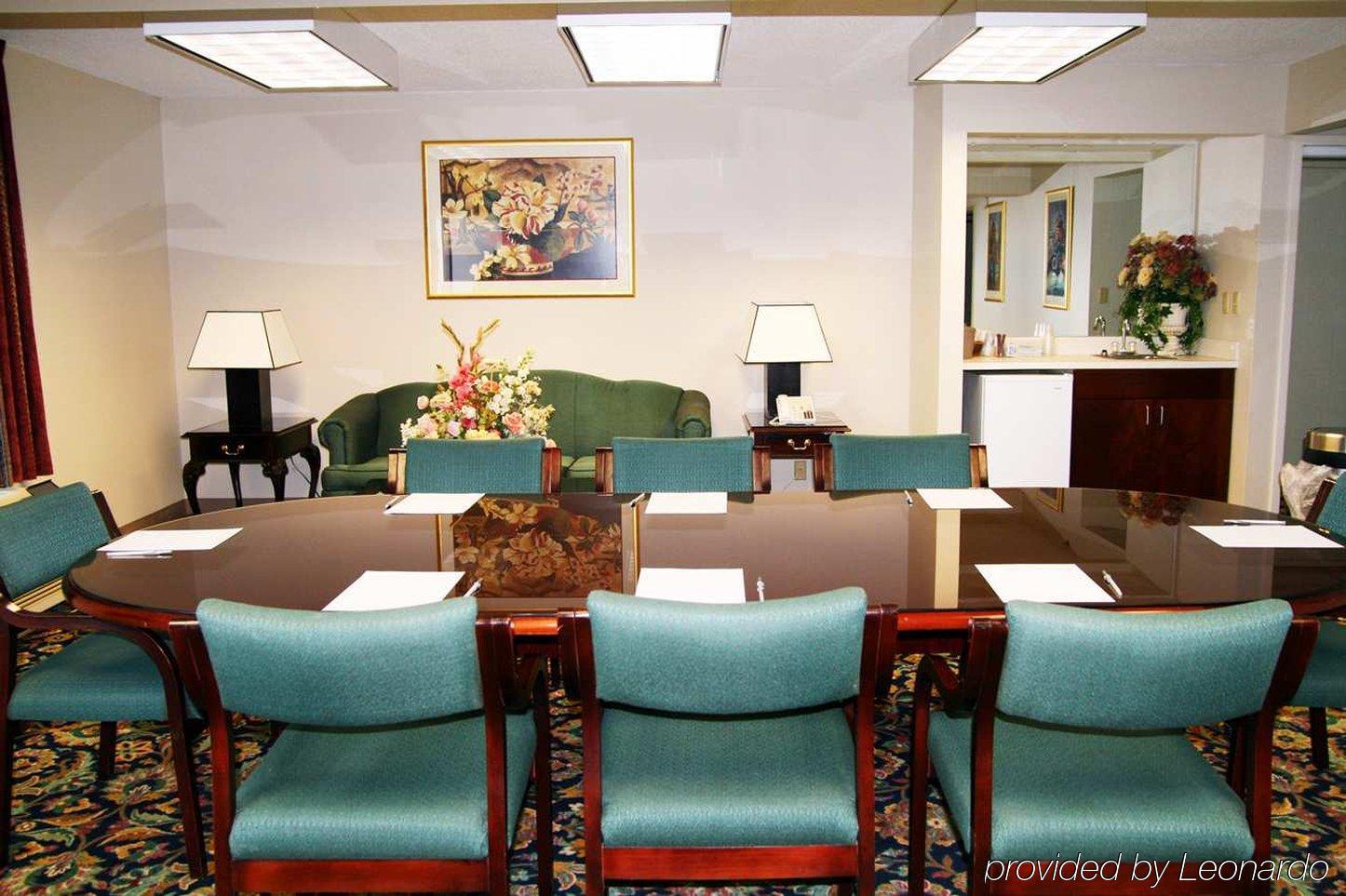 Dublin Inn And Suites Facilities photo